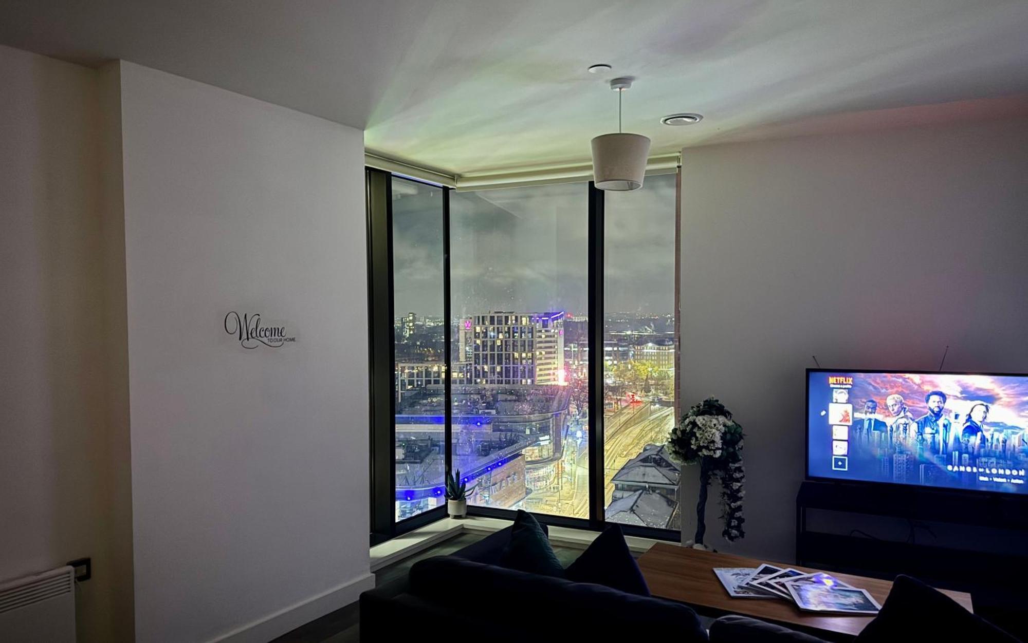 Premium Deals L Last-Minute Stay L 4 Min Walk To Birmingham Central Library L 18Th Floor 2 Bed 2 Bath City Centre Penthouse With Gym & Netflix By Jvt Short Lets Экстерьер фото