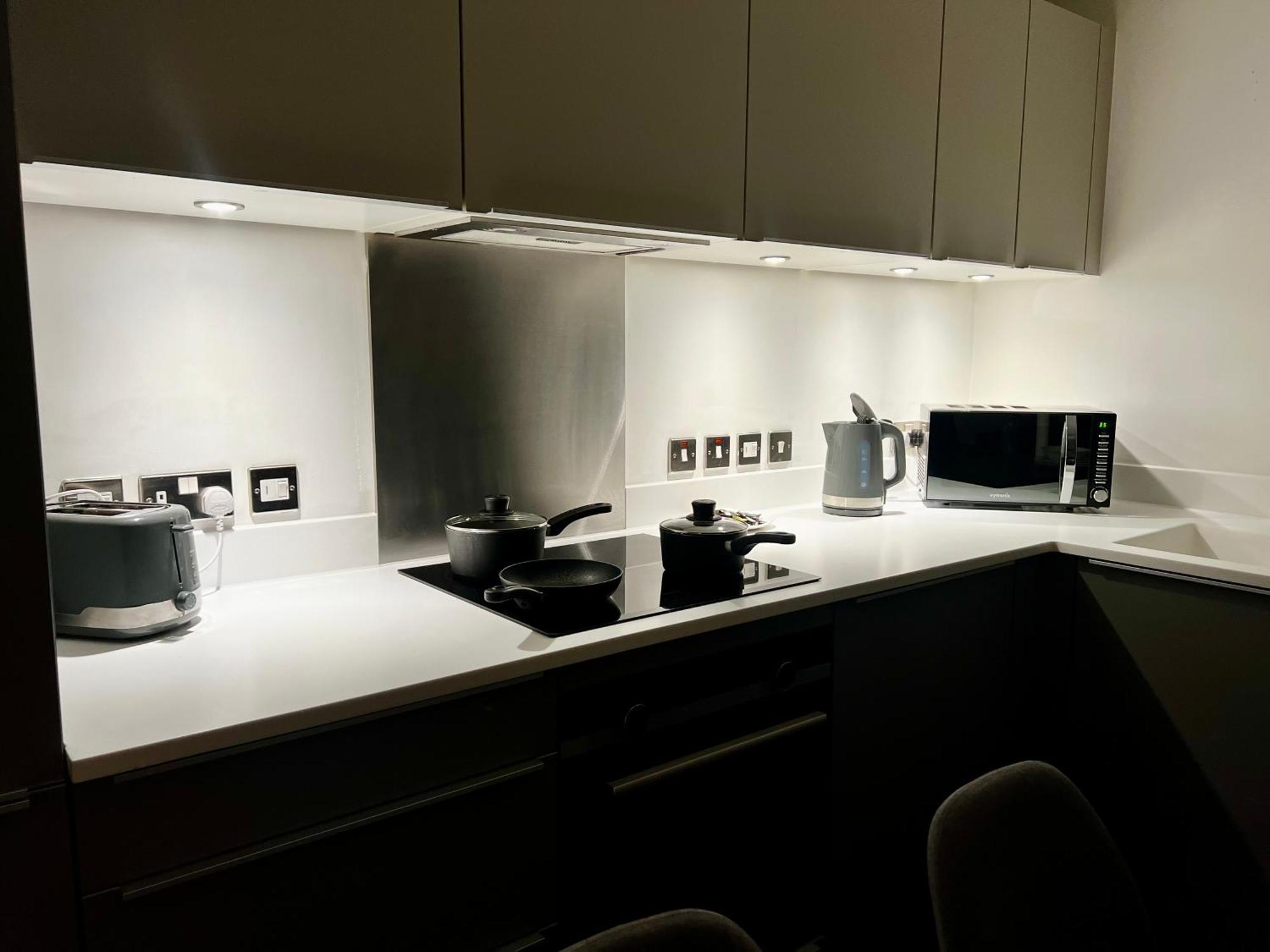 Premium Deals L Last-Minute Stay L 4 Min Walk To Birmingham Central Library L 18Th Floor 2 Bed 2 Bath City Centre Penthouse With Gym & Netflix By Jvt Short Lets Экстерьер фото