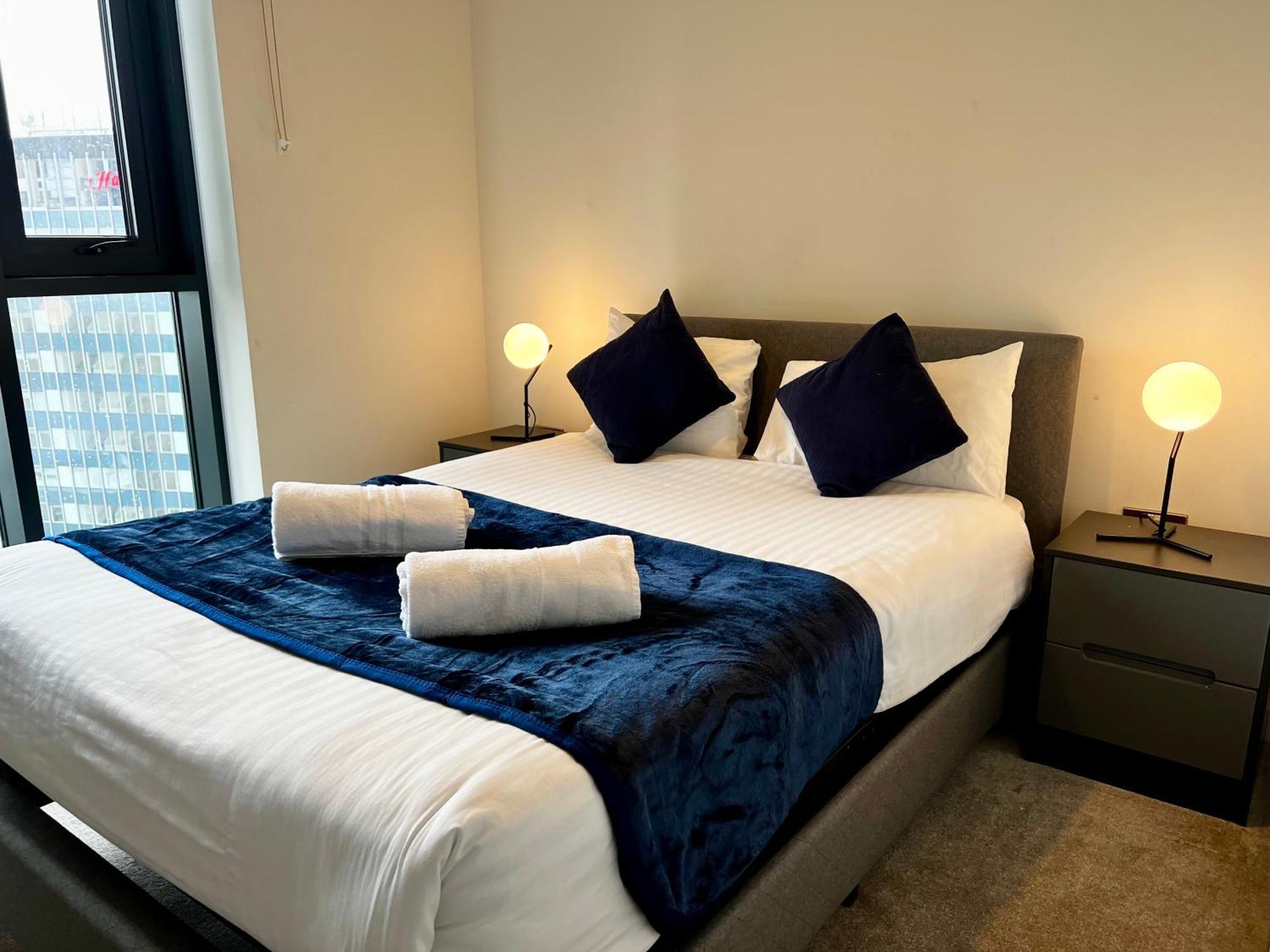 Premium Deals L Last-Minute Stay L 4 Min Walk To Birmingham Central Library L 18Th Floor 2 Bed 2 Bath City Centre Penthouse With Gym & Netflix By Jvt Short Lets Экстерьер фото