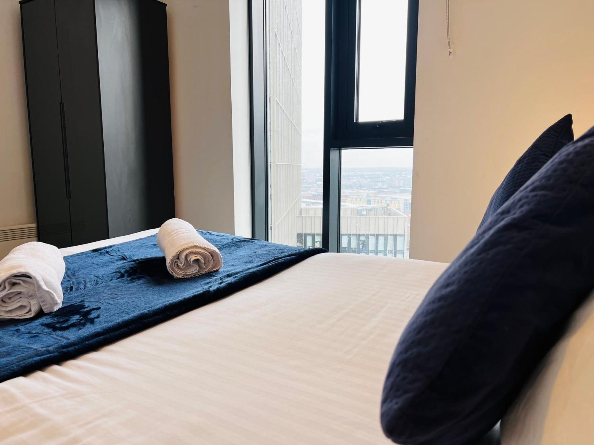 Premium Deals L Last-Minute Stay L 4 Min Walk To Birmingham Central Library L 18Th Floor 2 Bed 2 Bath City Centre Penthouse With Gym & Netflix By Jvt Short Lets Экстерьер фото